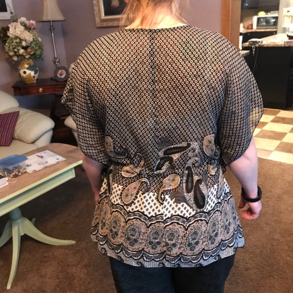Brown patterned sheer top - Picture 2 of 4